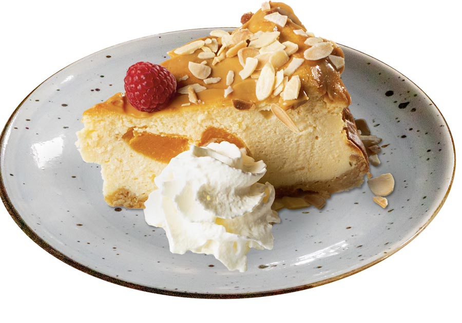 Sernik z brzoskwiniami